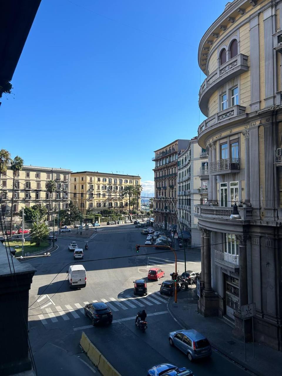 La Piazza Suite Napels Buitenkant foto